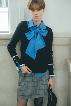 LOOK02